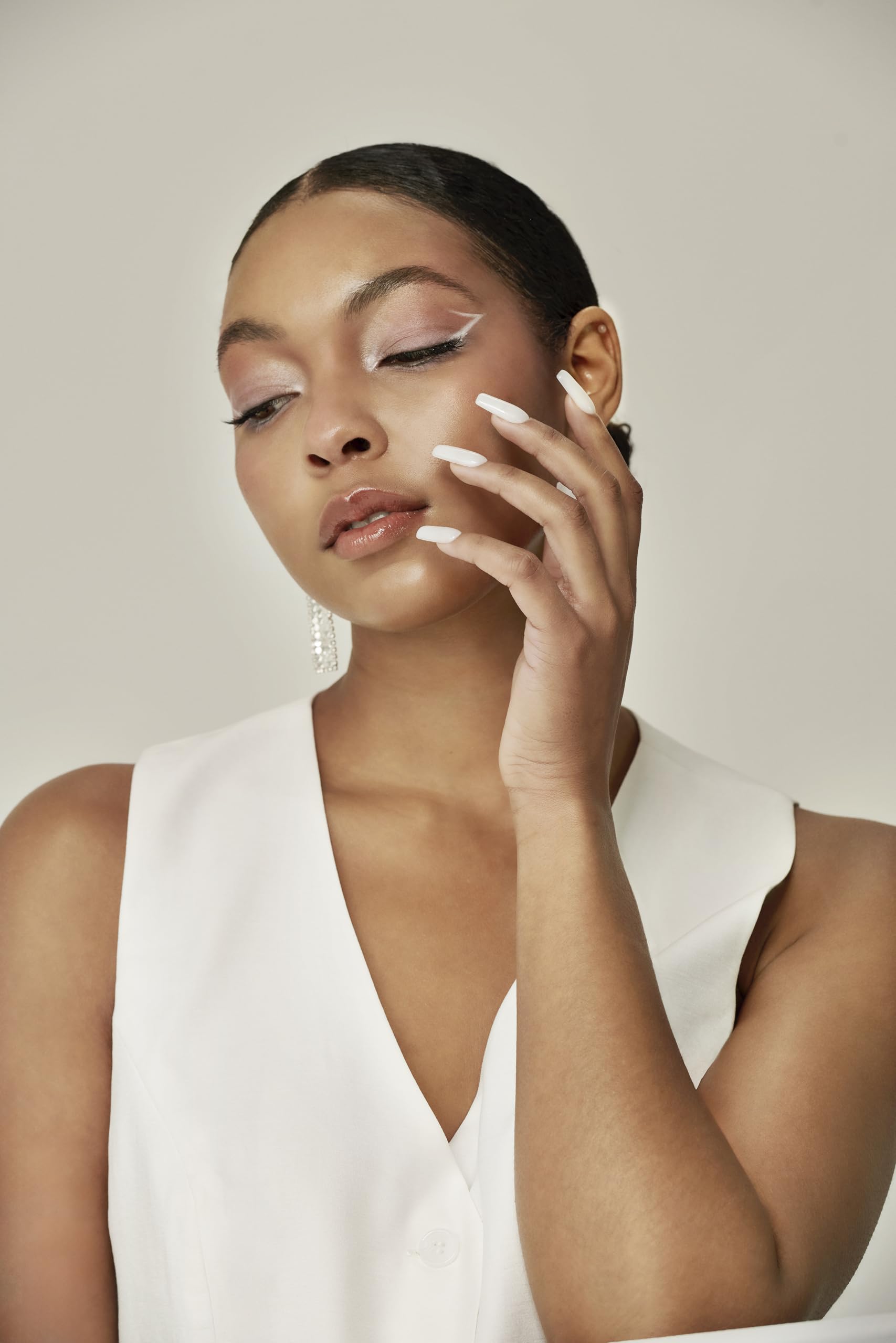 Orly GELFX Builder in a Bottle during sculpted extension application for smooth, even coverage.