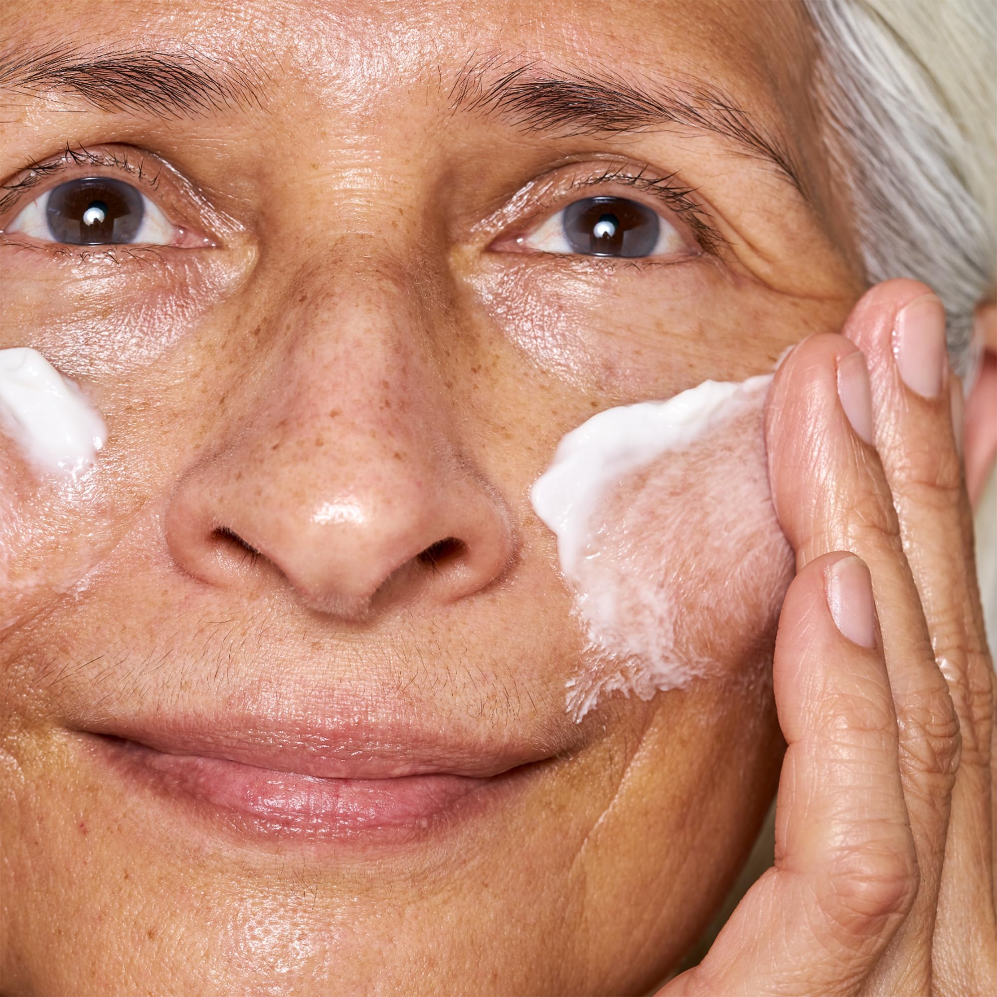 Close-up of biomimetic lipids in OSEA Advanced Protection Face Cream.