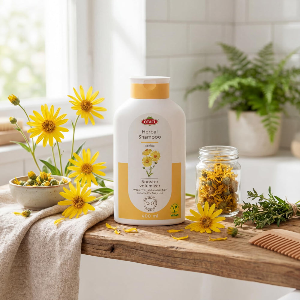 OTACI rich foam and creamy lather captured during washing.