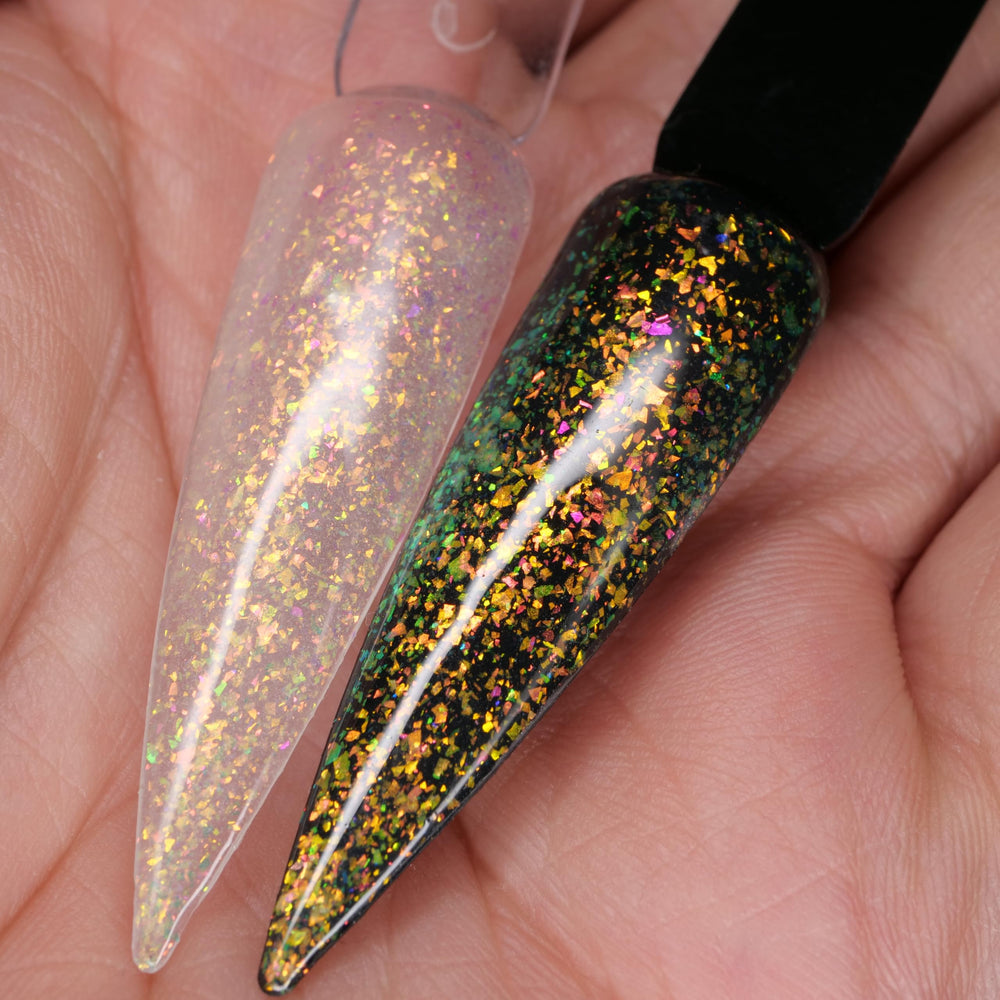 Oumisaya glow-in-the-dark polish adds depth with color-changing shimmer in low light.