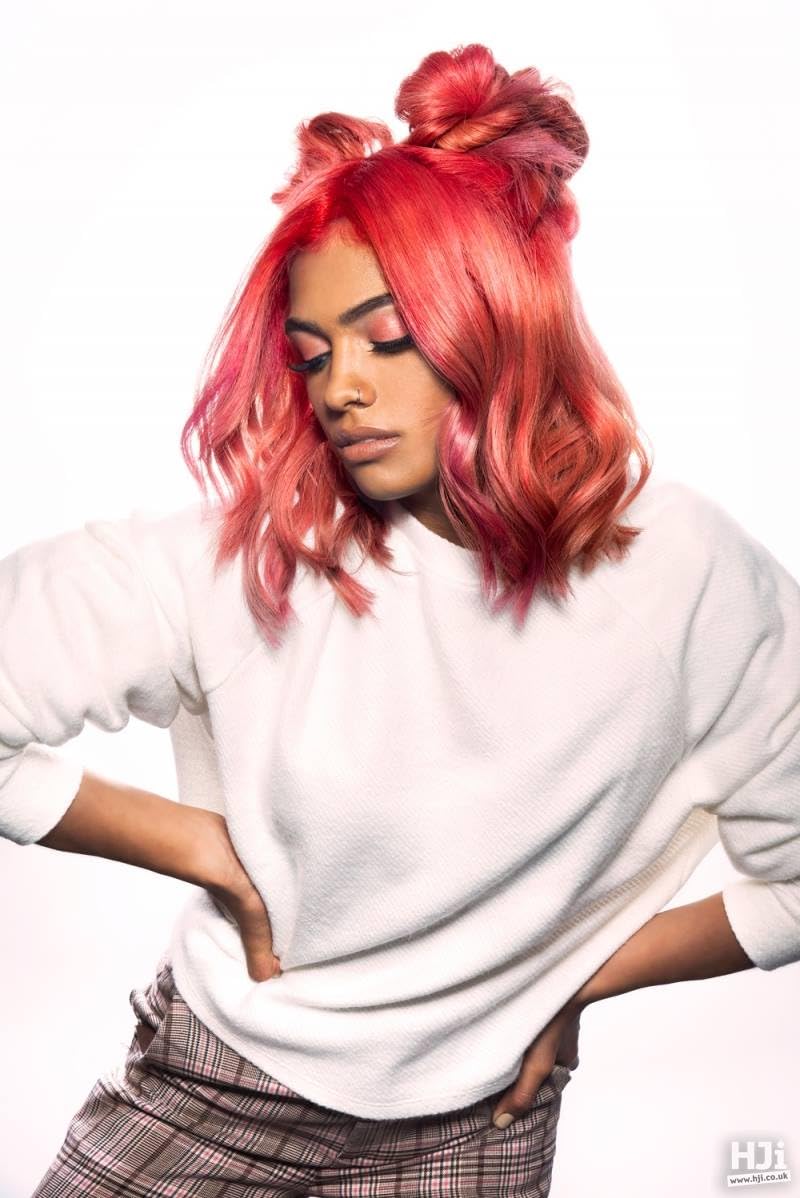 OURO Red Toning Shampoo pour bottle demonstrates easy application