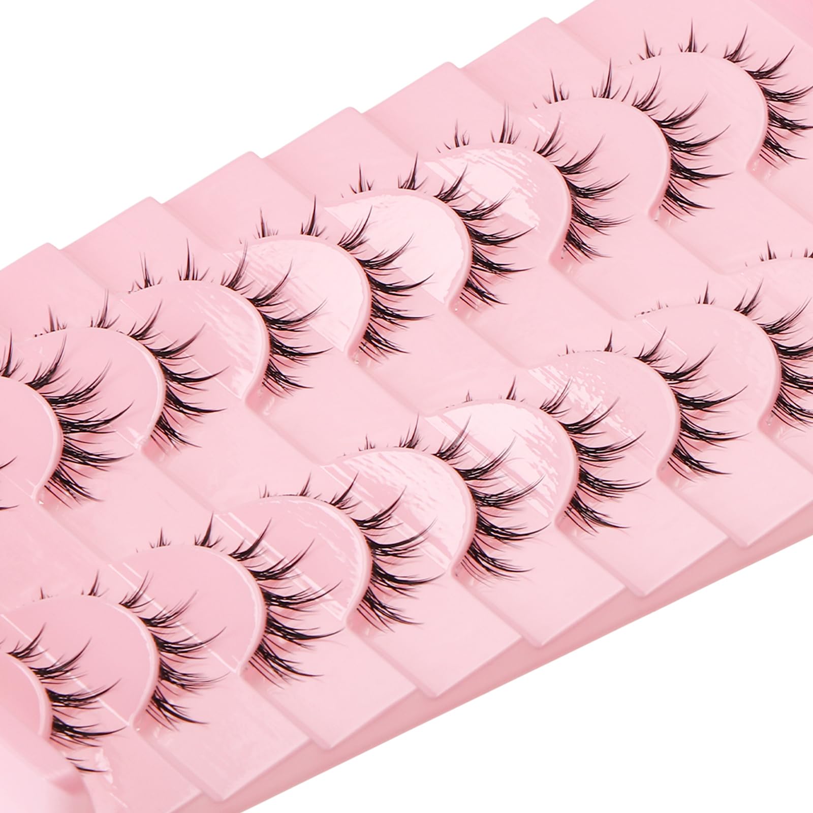 Outopen cruelty-free lashes ideal for cosplay with peace of mind.