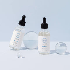 OxygenCeuticals B5 Gel fingertip application shows fast absorption without stickiness.