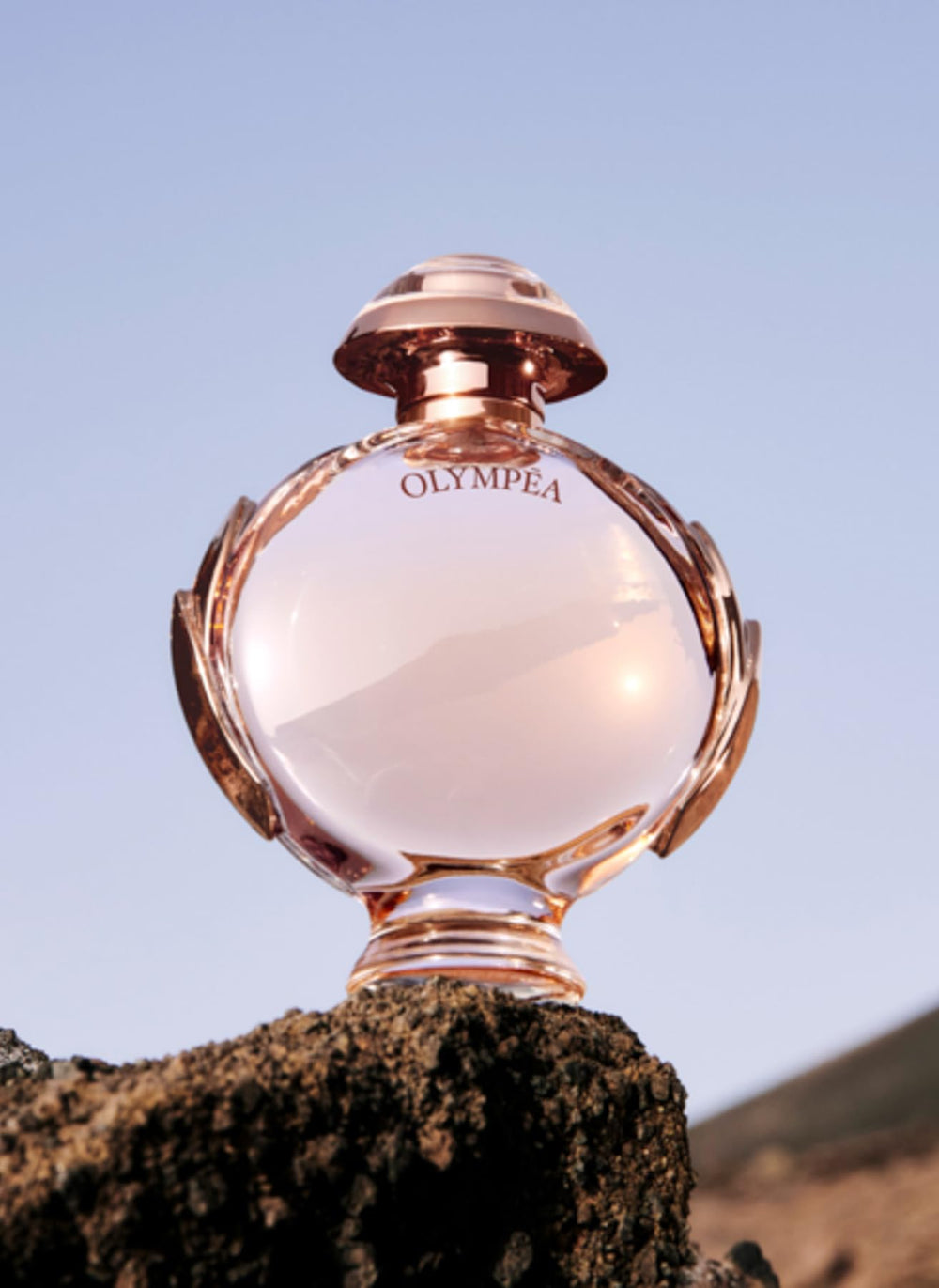 Paco Rabanne Olympéa wrist-spritz, easy daily wear and quick refresh.