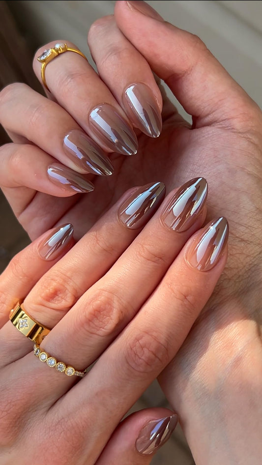 PaintLab press-on nails Maple Syrup palette showcases autumn tones for instant cozy manicures.