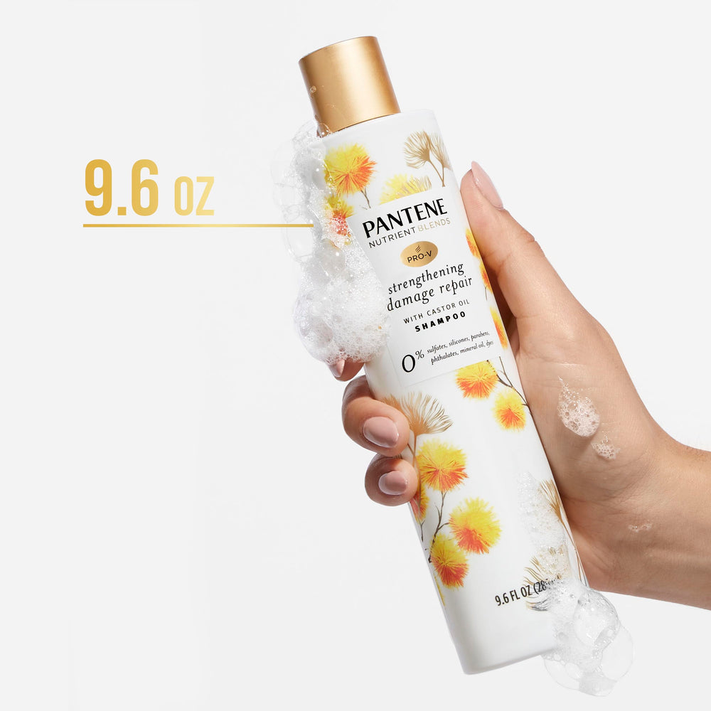 Pantene fragrance detail suggests a light, refreshing scent after washing.
