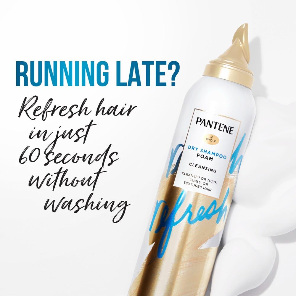 Pantene Pro-V Refresh Cleansing Dry Shampoo Foam dispenser releasing even foam.