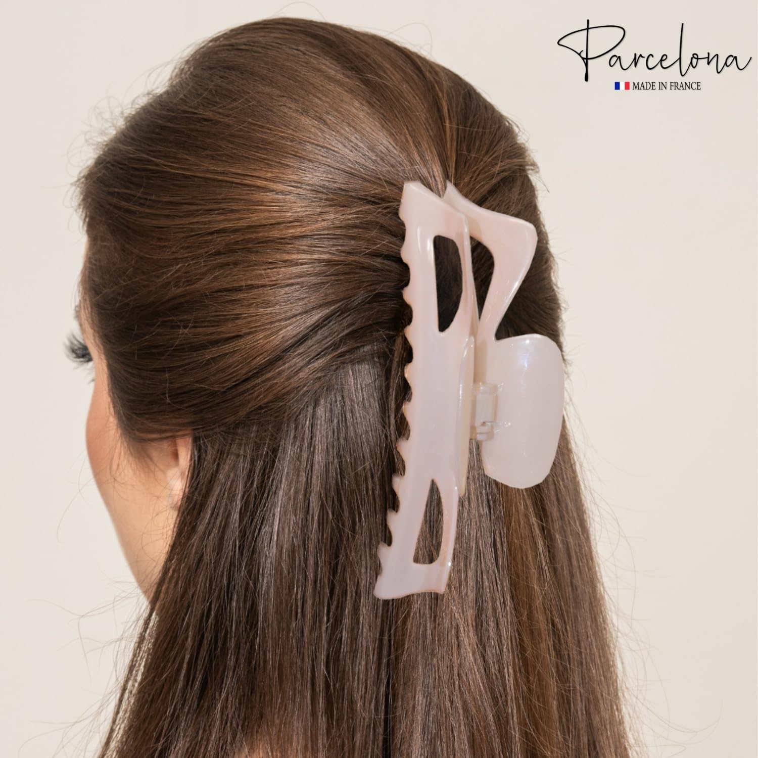 Parcelona celluloid acetate hair clip highlights elegant finish and durability