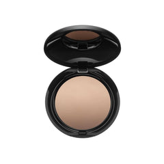 Pat McGrath Labs Sublime Perfection under-eye powder Medium for a soft blur on the skin