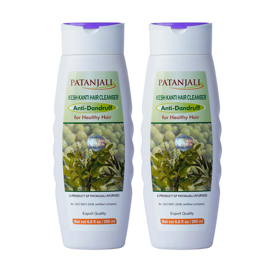 Patanjali Kesh Kanti anti-dandruff shampoo bottle front highlighting gentle scalp cleansing