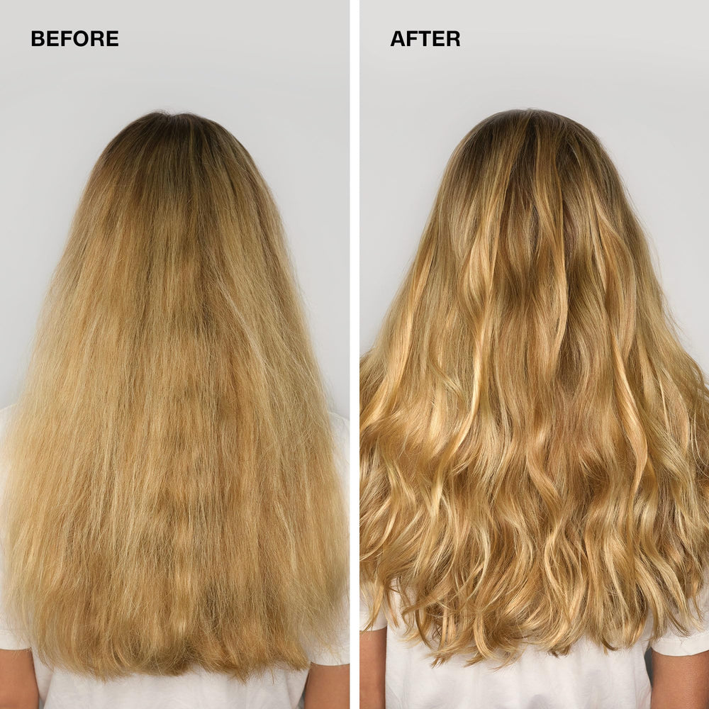 Paul Mitchell Clear Jelly Mask application on hair demonstrates easy detangling and manageability.