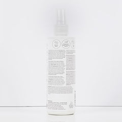 Soft Sculpting Gel creating casual, effortless curls with light hold.