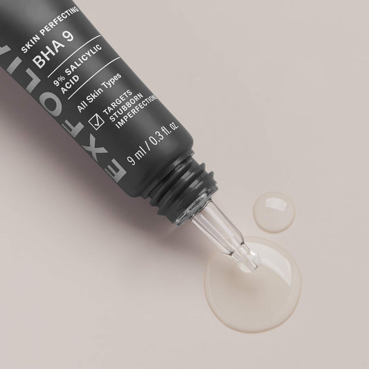 Paula's Choice BHA 9 gel dropper dispensing close-up