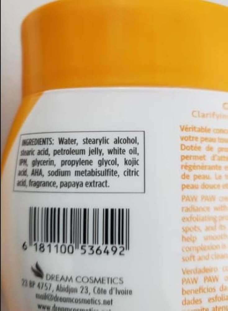 PAW PAW Papaya Cream texture close-up highlights rich, fast-absorbing moisturization.