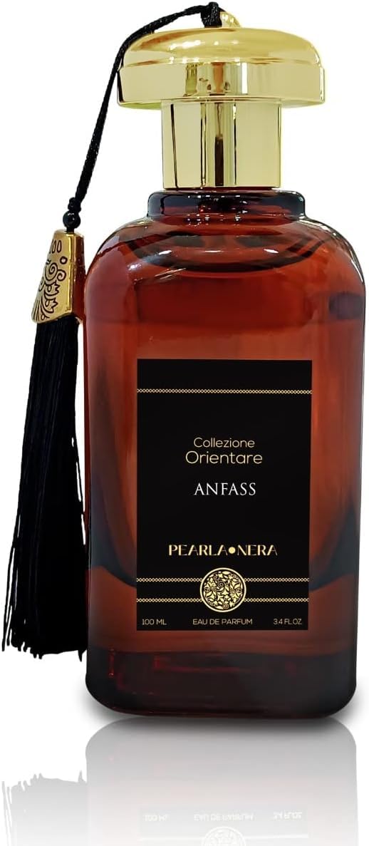 PEARLANERA ANFASS tarboosh tassel detail adds cultural flair.