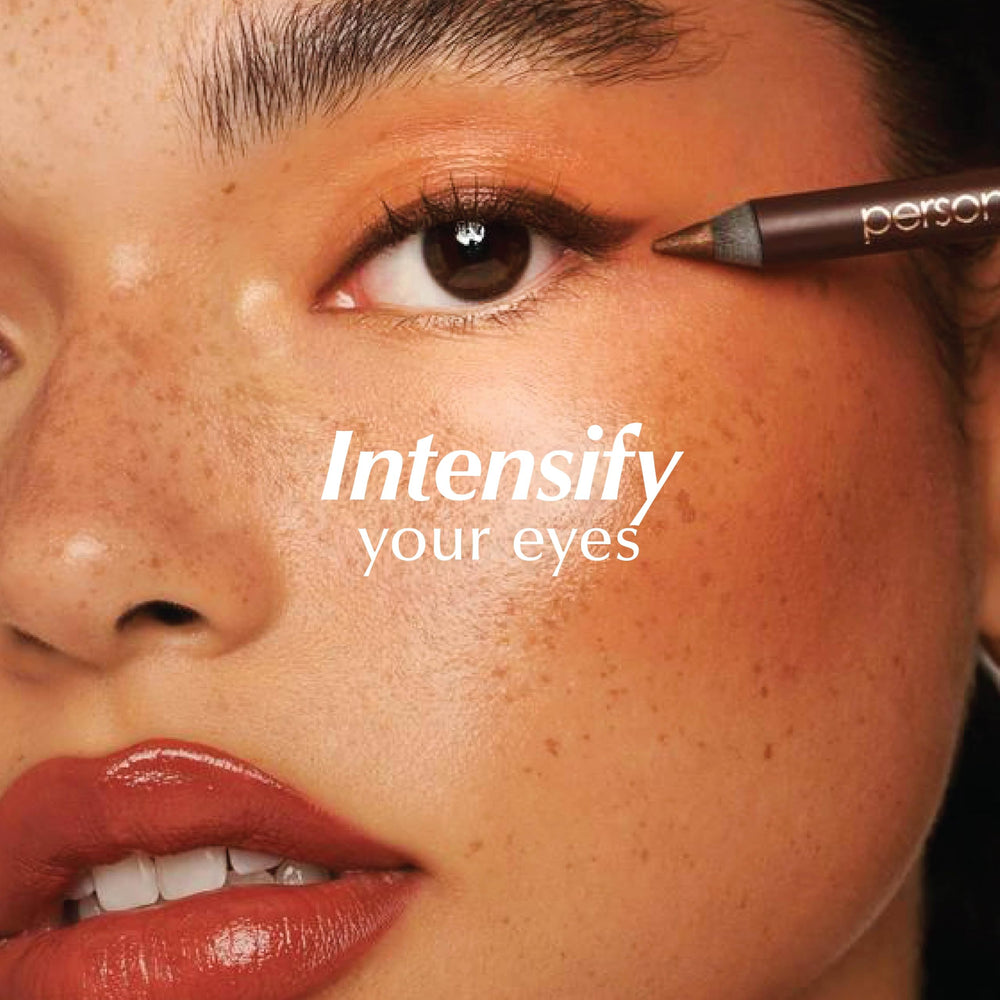 Persona 24HR Eyeliner Chocolate on lid for precise line and blend
