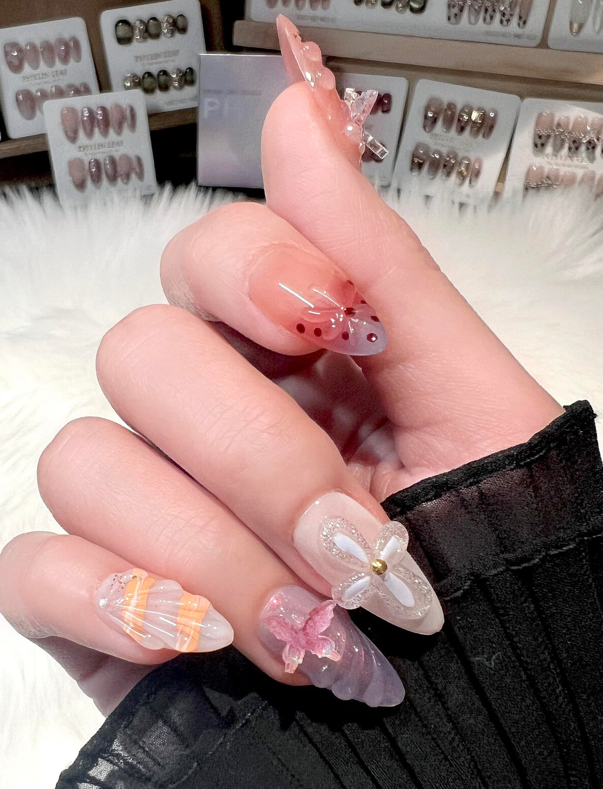 PHYLIN LEAF sea-shell 3D nails for beach-inspired elegance and salon finish