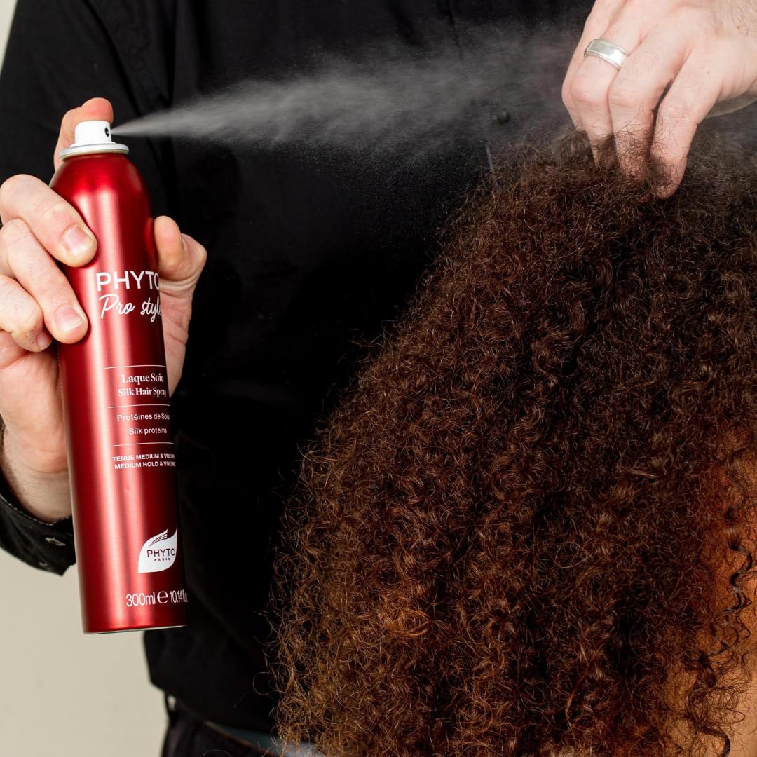 PHYTO PRO STYLE Laque Soie mist spray for lightweight, flexible hold on hair.