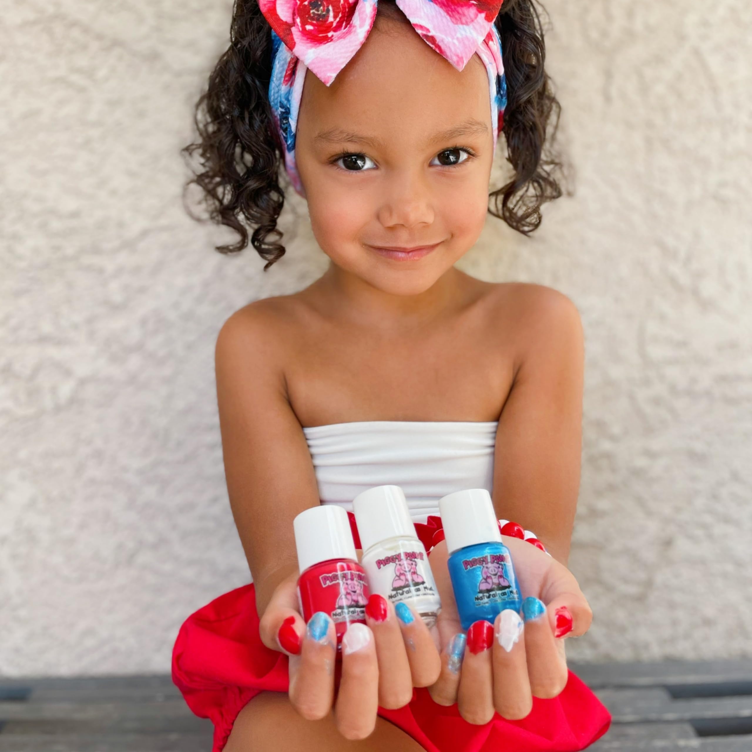 Piggy Paint durable finish resists peeling during play