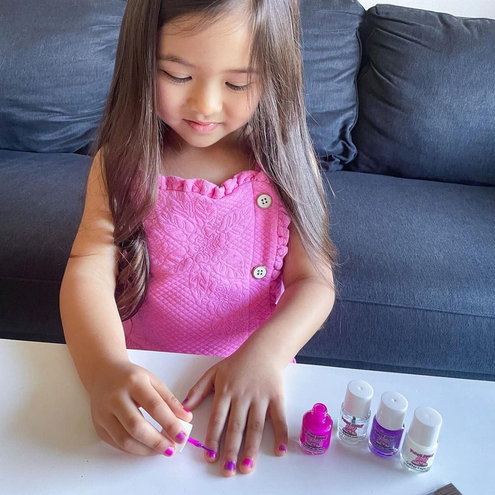 Piggy Paint mini bottle set ideal for beginners.