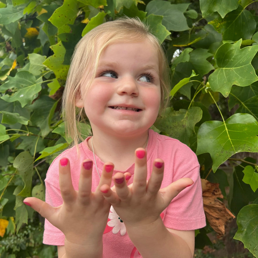 Piggy Paint Water-based, virtually odorless formula.