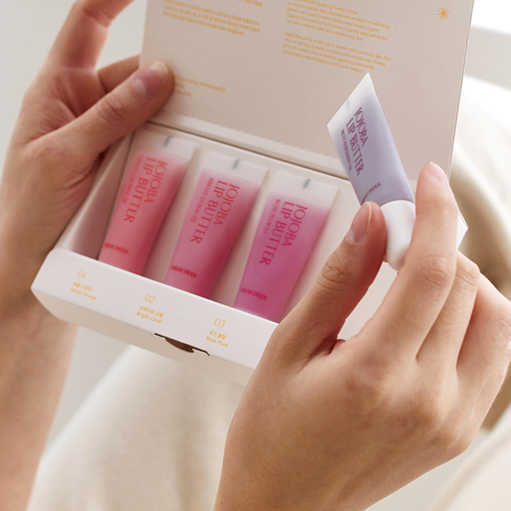 PINKWONDER lip butter showcasing jojoba oil and cactus extract for deep hydration