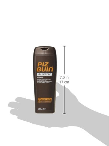 Piz Buin Allergy Lotion supports sensitive skin during everyday outdoor activities.