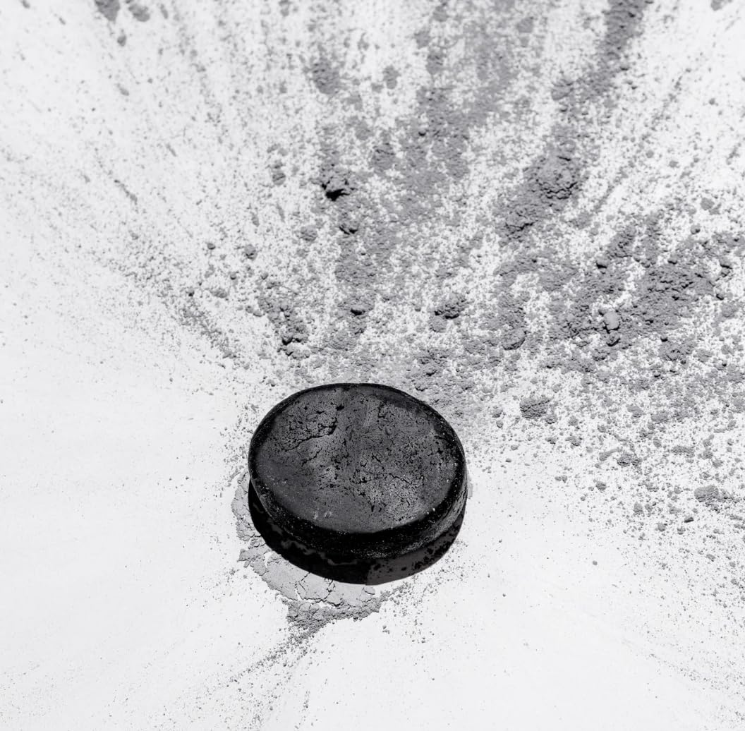 Plantmade shampoo bar with charcoal and rosemary detoxes the scalp for a refreshed feel.