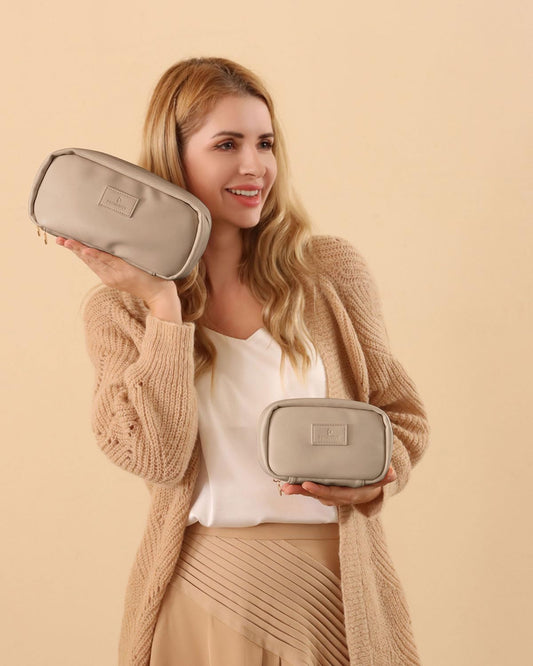 Pocmimut makeup bag inside divider keeps items separated and accessible