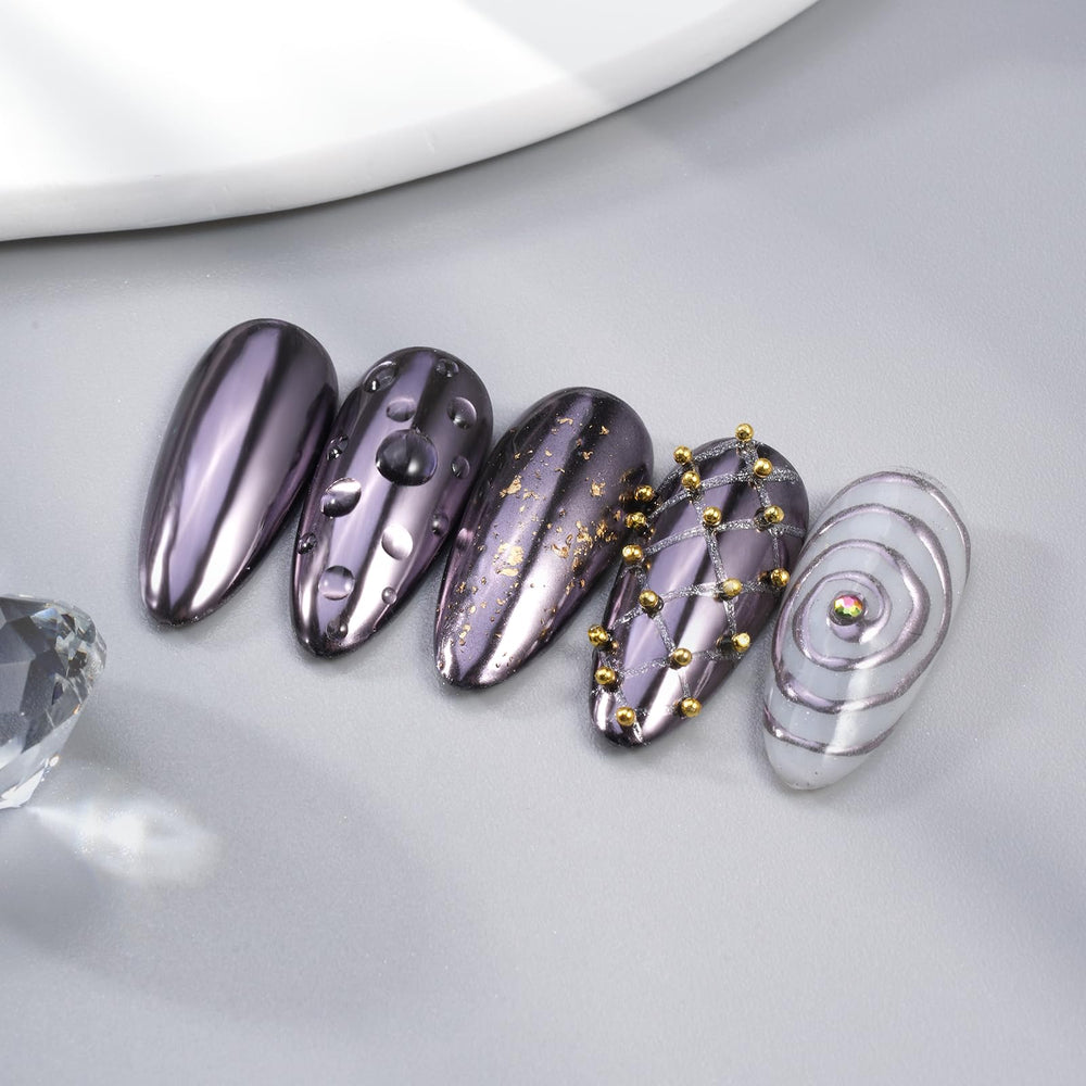 Pretty Diva silvery black chrome on nails with mirror-like shine