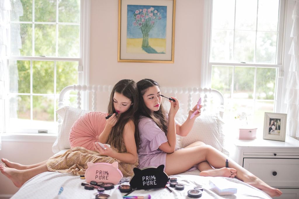 Prim and Pure dual purpose mascara eyeliner provides convenient versatility.