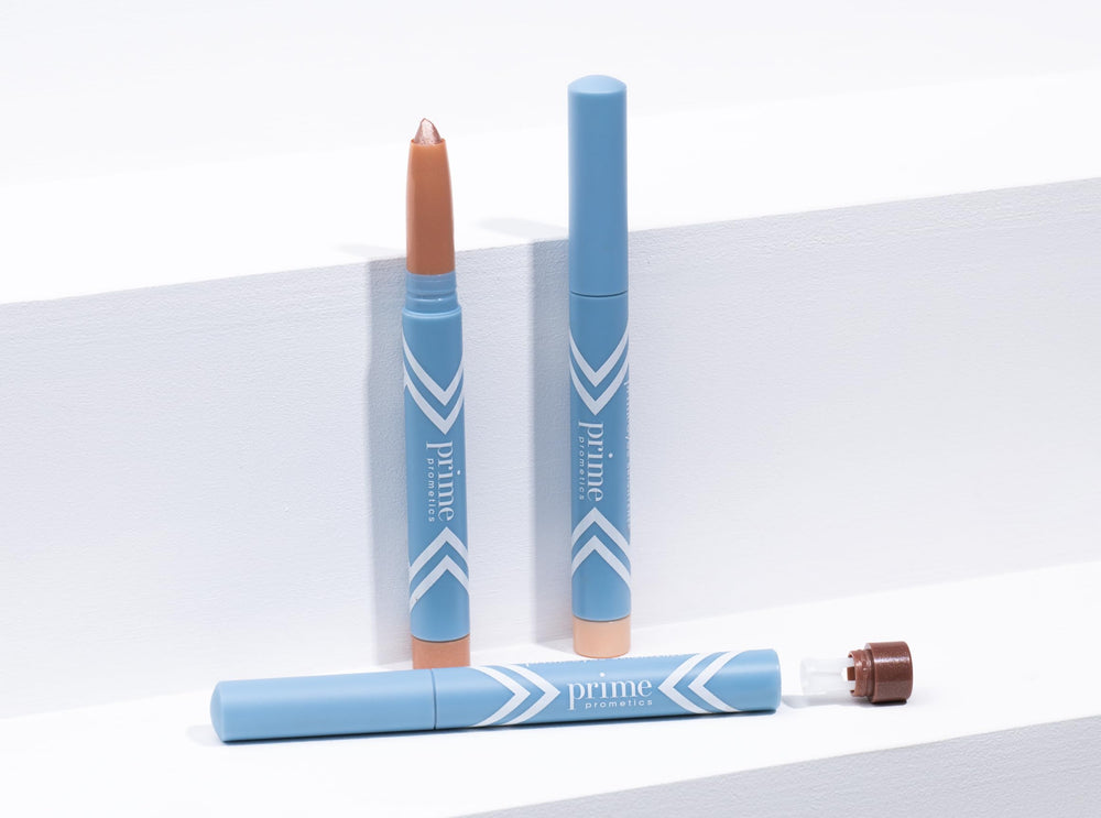 PRIME PROMETICS PrimeEyes radiant lid look in seconds with simple swipes.