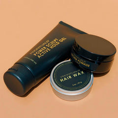 Color-safe formula swatch with shine to illustrate light-reflective finish.