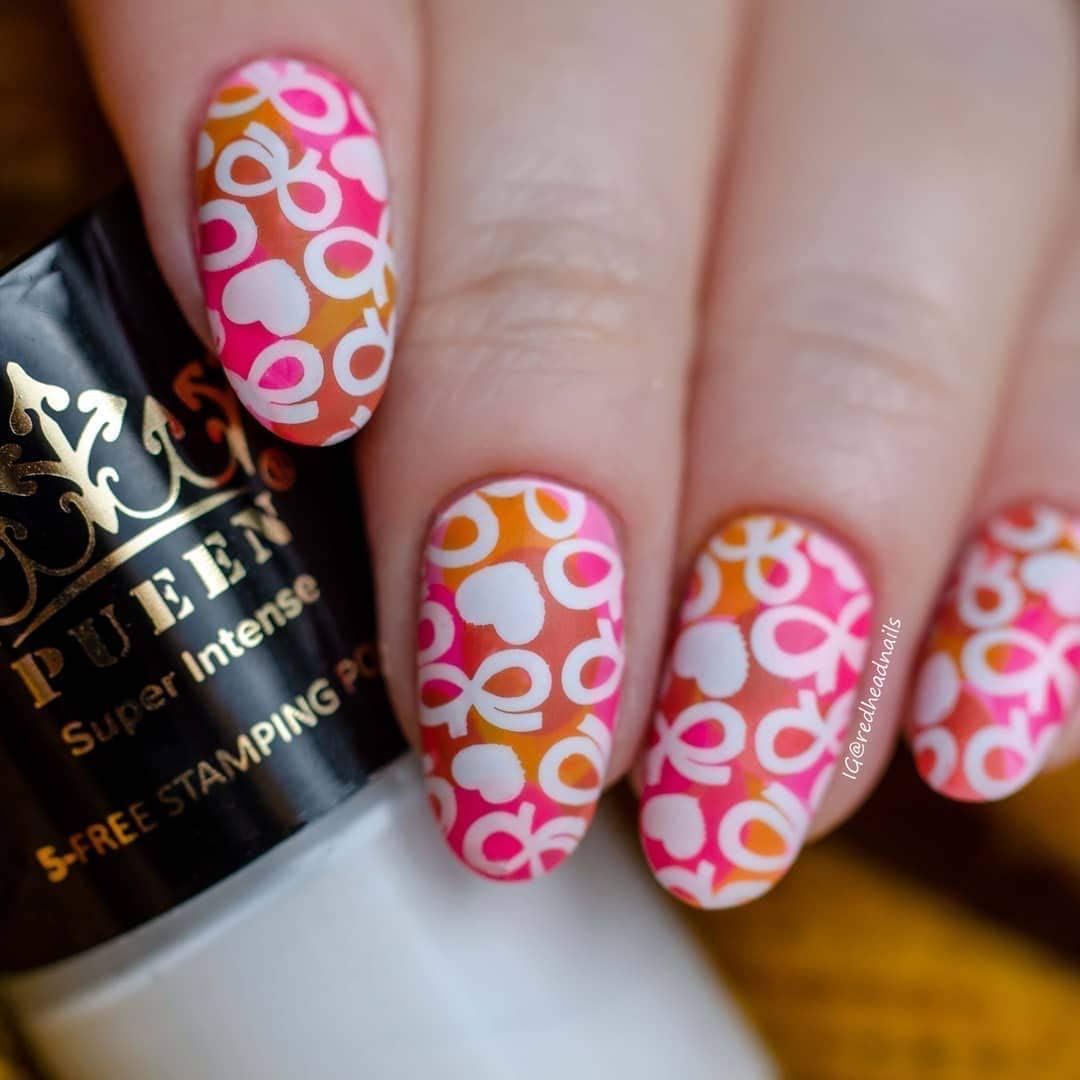 PUEEN 805 Black Jack bottle shows high-contrast stamping on dark bases.