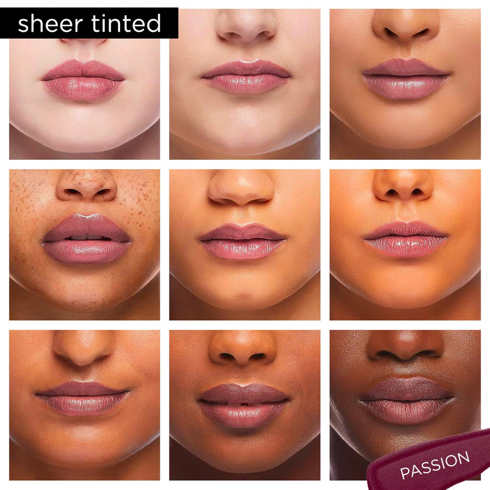 Pure Illumination non-sticky formula keeps lips comfortable.