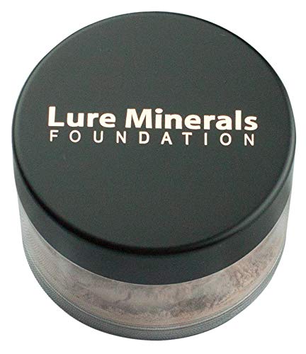 Pure Minerals Mineral Veil loose powder applied with a brush for seamless finish and oil control.