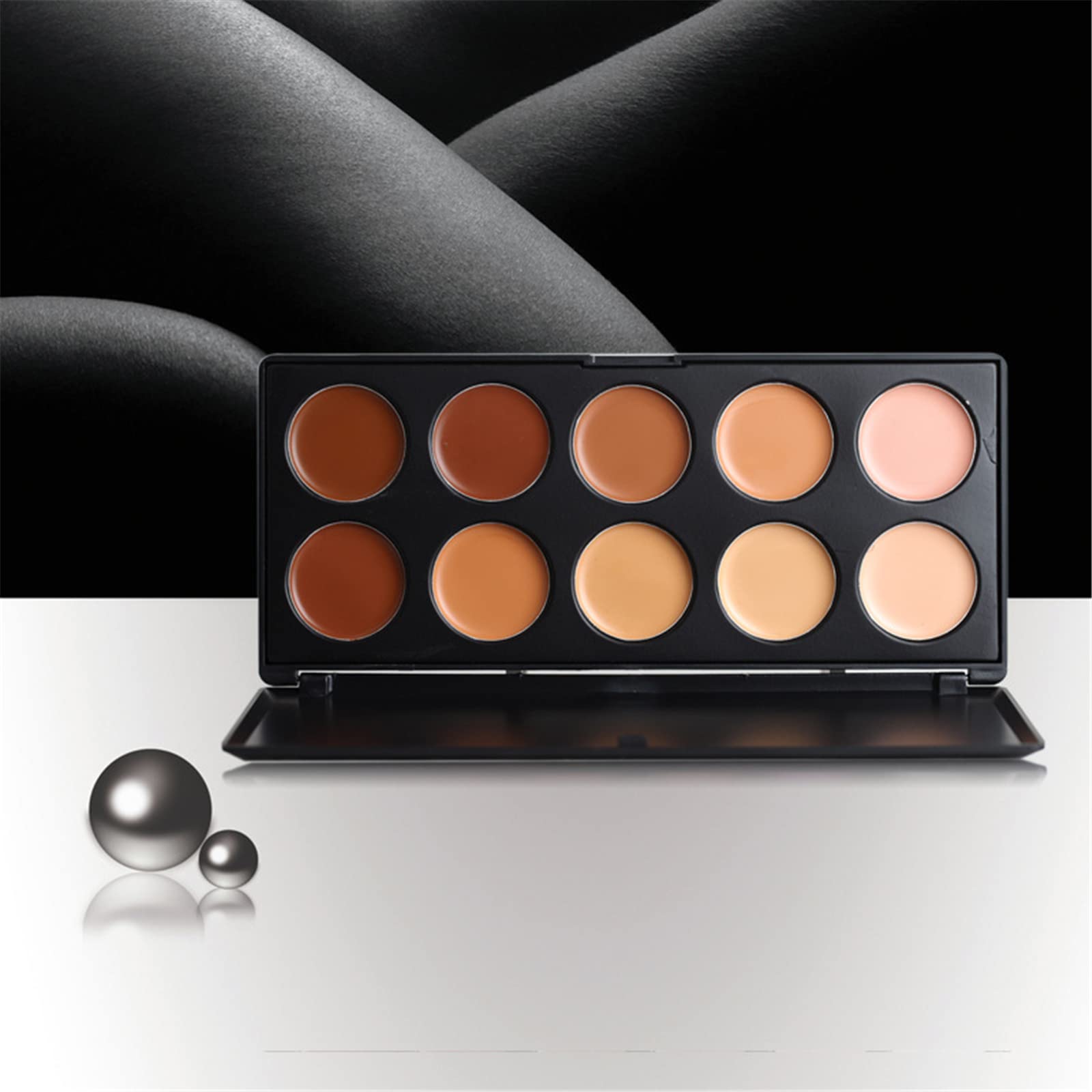Pure Vie palette packaging features travel-friendly design for on-the-go makeup