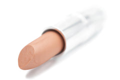 Pure Ziva Sand Shimmer pearl-base finish adds subtle shine on lips.