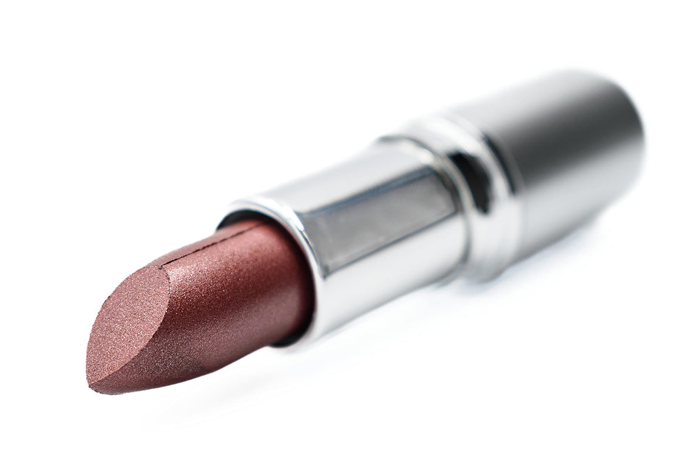 Pure Ziva Topaz creme texture close-up highlighting pearl glow for evening lips