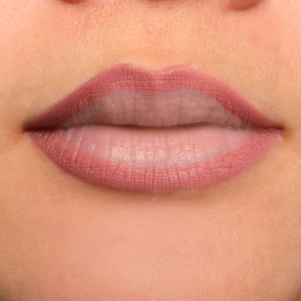 pūrlisse Velvet Crush Lip Liner hydrating formula with Bakuchiol and oils.