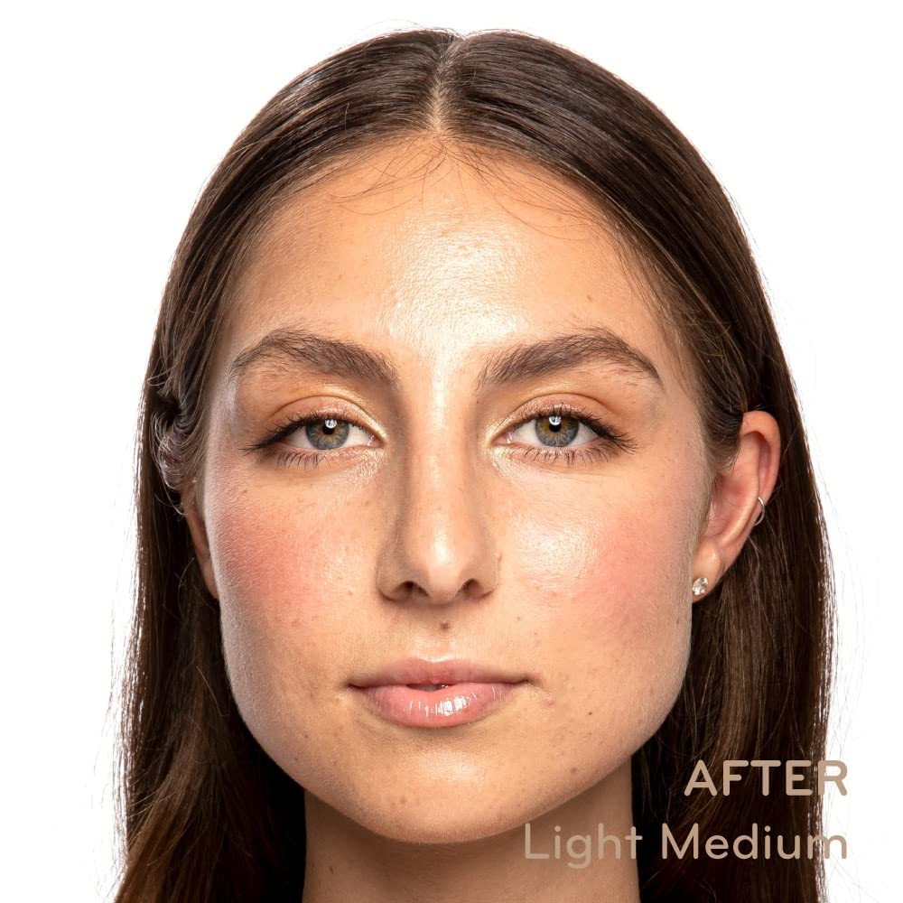 Texture swatch reveals lightweight formula for a smooth finish.