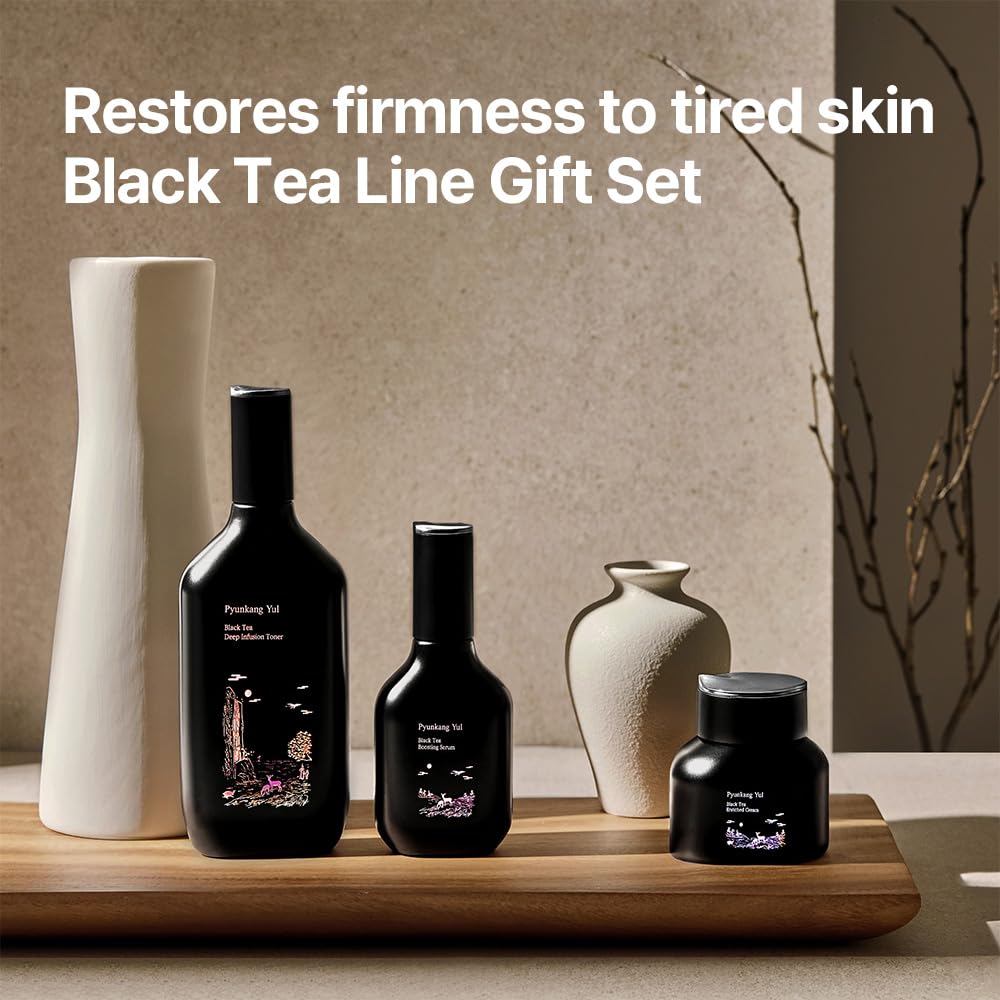 Pyunkang Yul Black Tea Boosting Serum bottle with concentrated nourishment