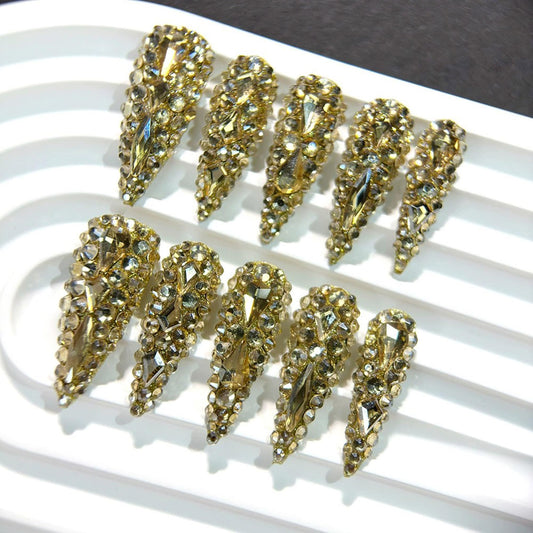 Qicaijia 3D design acrylic nails add luxurious texture to your manicure