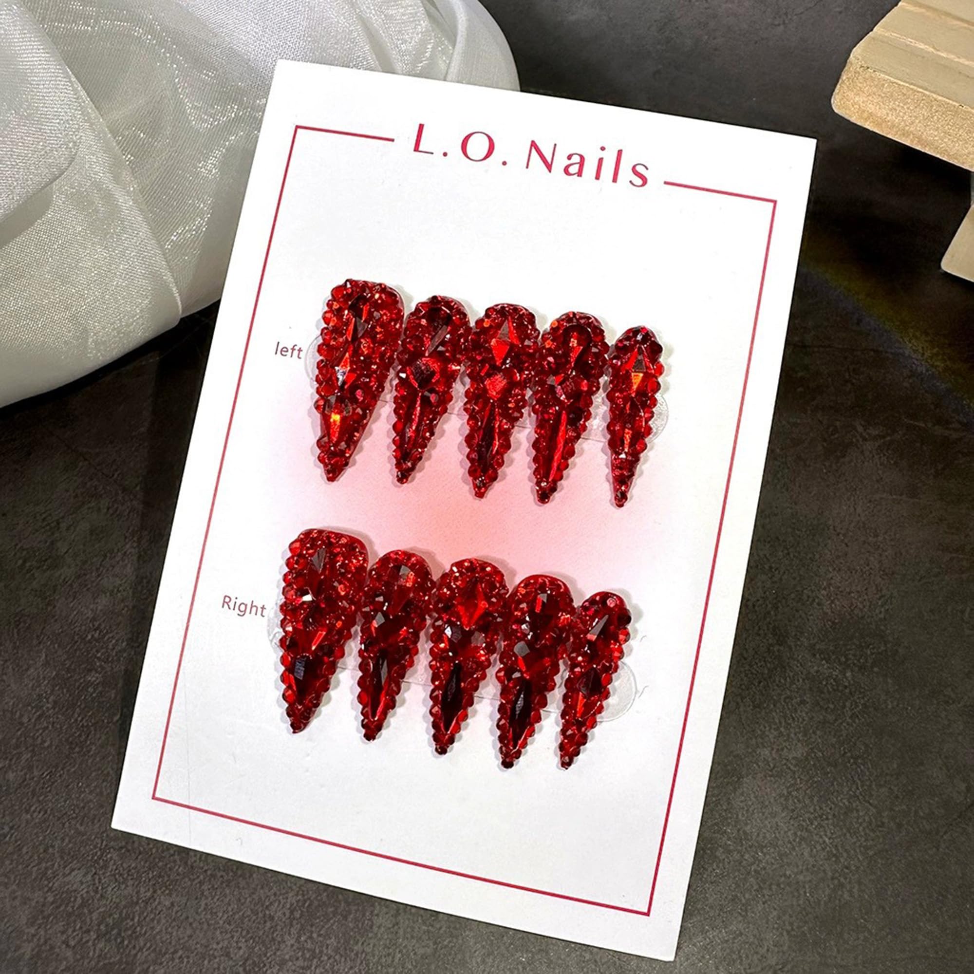 Qicaijia full-cover false nails offering durable, neat coverage