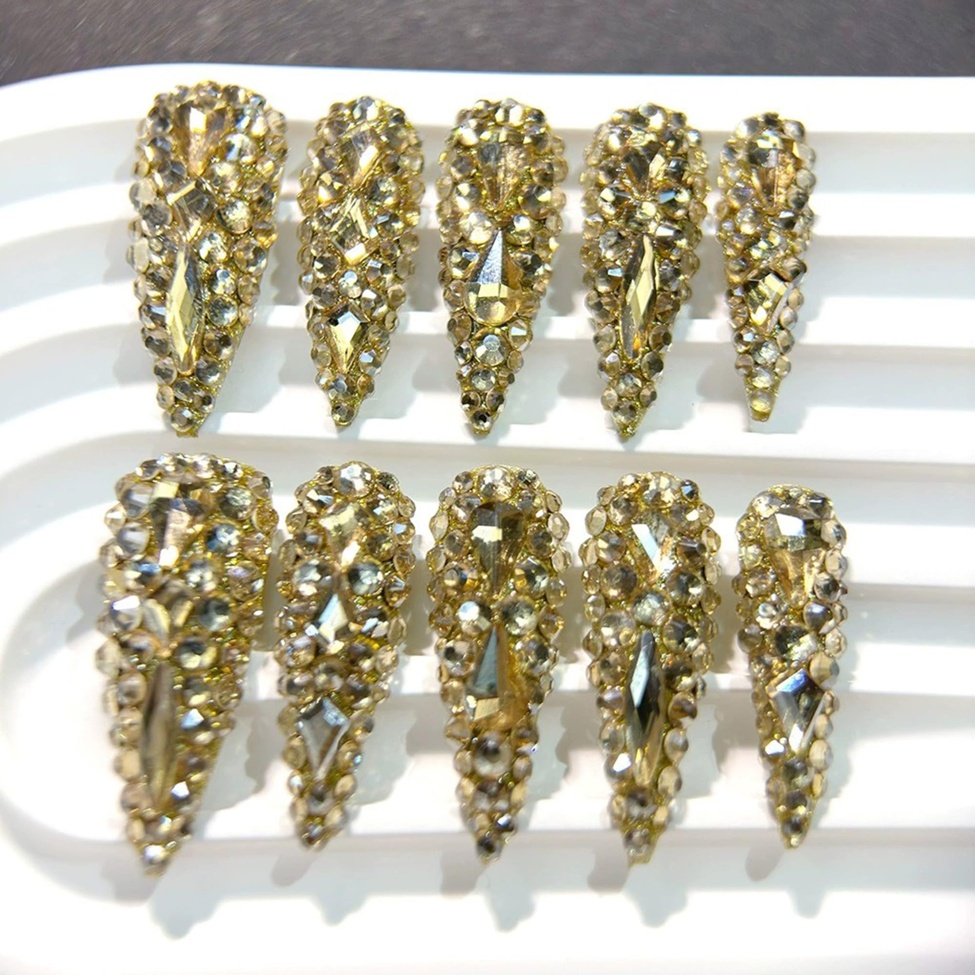 Qicaijia luxury full-cover false nails for durable, reusable glam