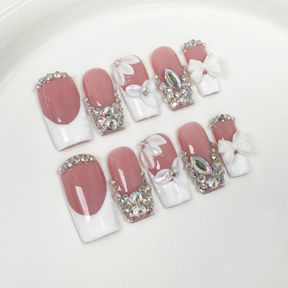 Qicaijia luxury rhinestone nails close-up showing sparkling crystals for glamour