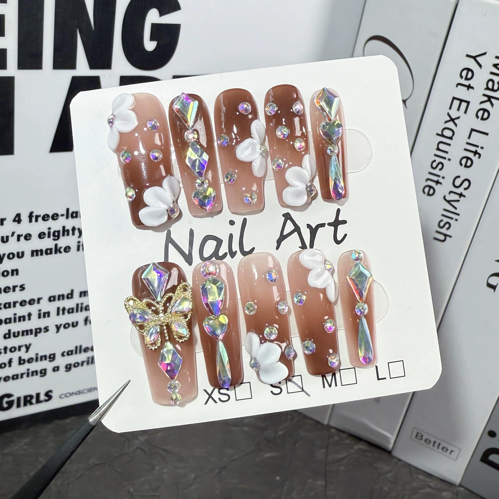 Qicaijia reusable nails with glue and file for quick at-home nail art