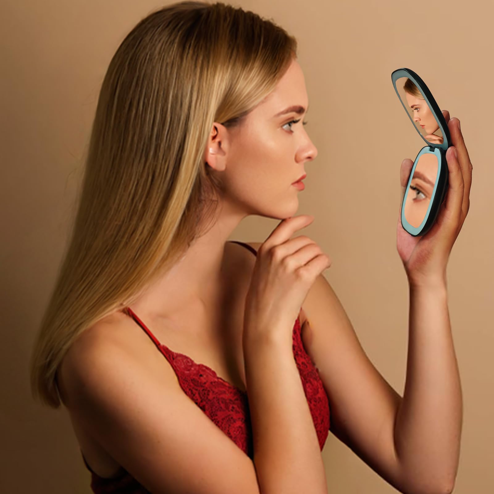 Qidoe gift-ready compact mirror suitable for birthdays and holidays.