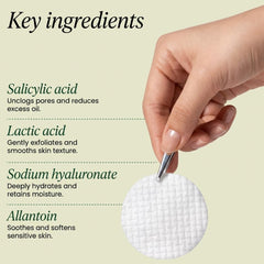 QUIA Beauty Toner Pads smooth side hydrates and soothes sensitive skin.