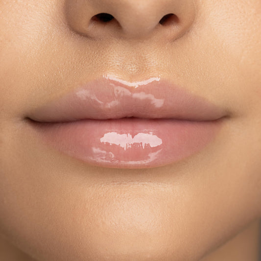 Radiant Professional Lip Glaze 01 Clear for crystal clear shine and moisture.